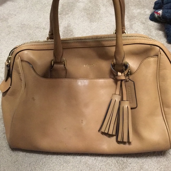 Coach Handbags - Beige leather coach purse